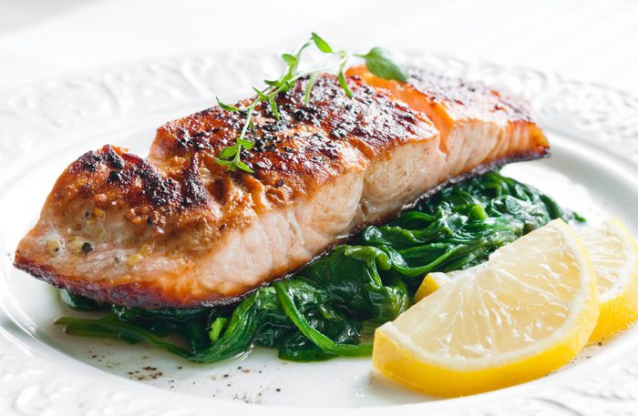 Roasted salmon with spinach