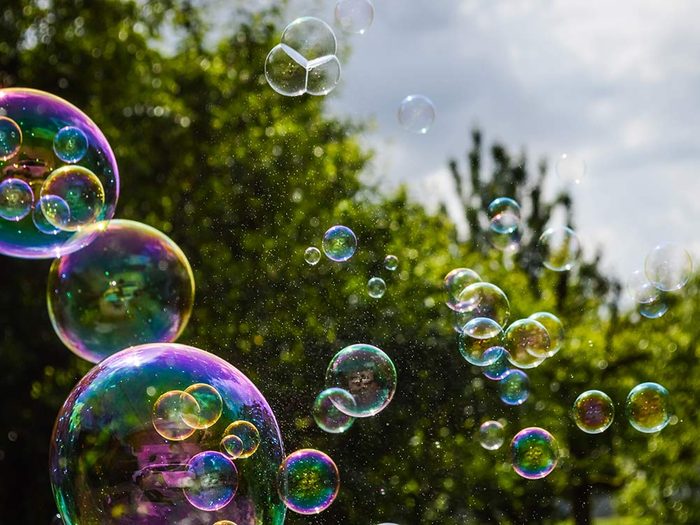 Giant soap bubbles