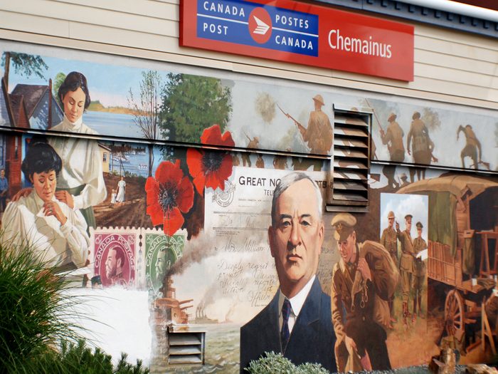 Post office mural in Chemainus ("Muraltown"), British Columbia