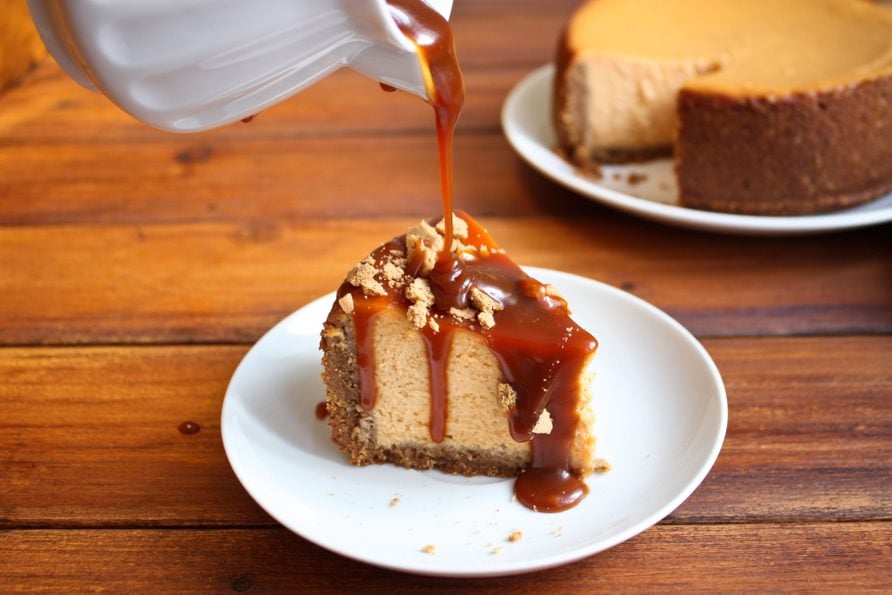 Pumpkin cheesecake with caramel topping
