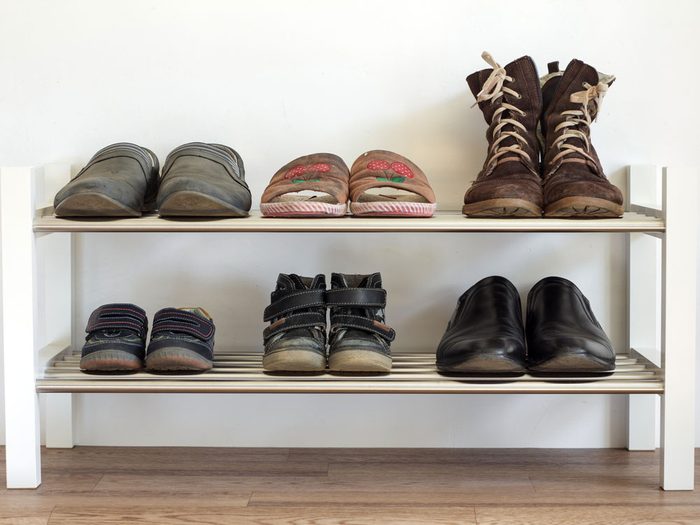 Shoe rack with shoes