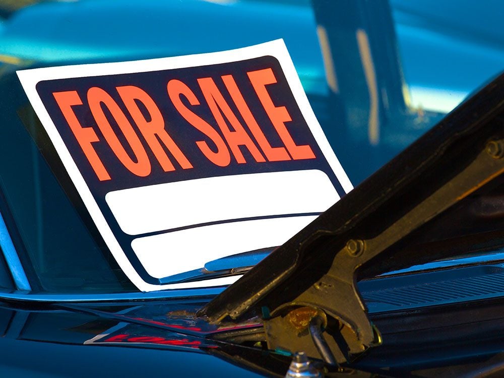 Avoid cheesy for sale signs when selling a used car
