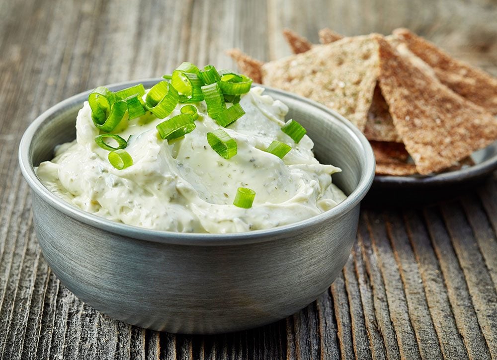 Sour cream and green onion dip
