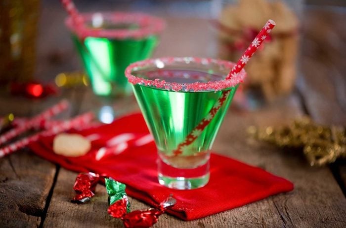 festive-drinks-toxic-christmas-foods