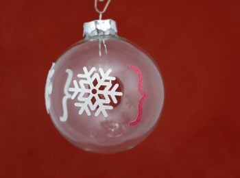 How to Clean Glass Ornaments
