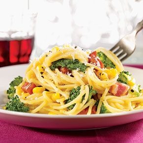 Spaghetti Carbonara With Broccoli and Corn