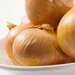 Store onions in cut-off bundles