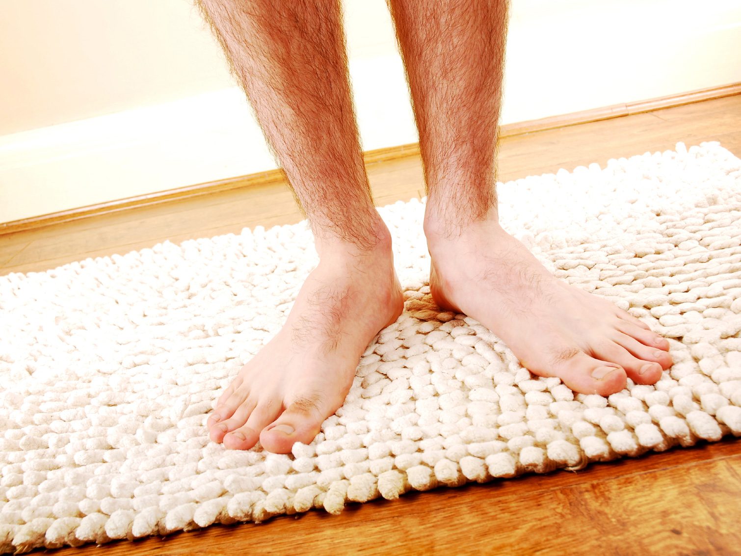 Clean Your Bathroom Mat With Ease