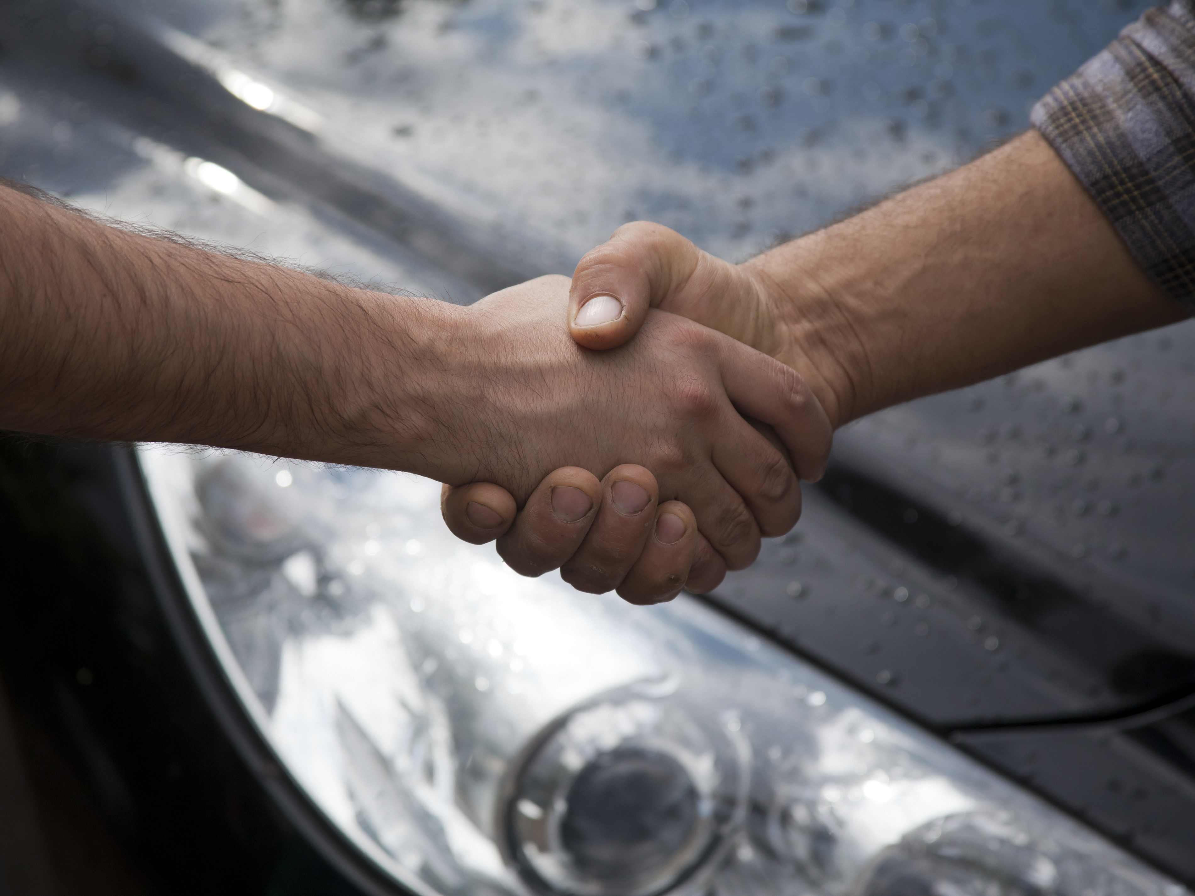 How to Navigate the Used Car Market