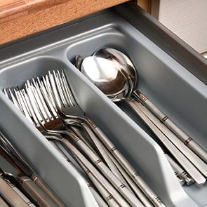 10 Tricks for Cleaning Your Cookware