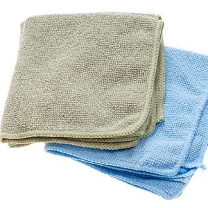 2. Carry Wet Washcloths for Cooling Off