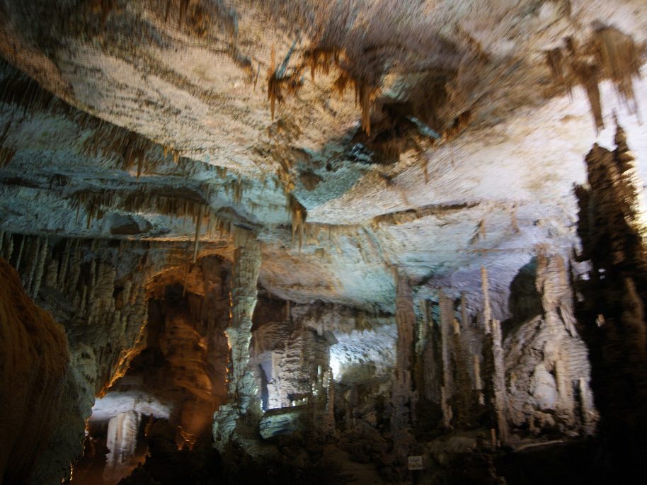 Discover Natural Wonder: Jeita Caverns, Lebanon