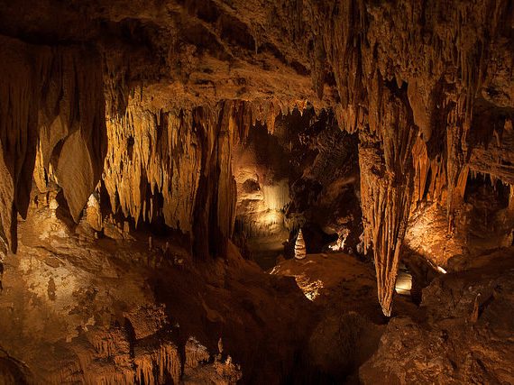 Travel to Virginia for the Luray Caverns