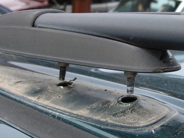 Car Accessories: Roof Rack Safety Warning