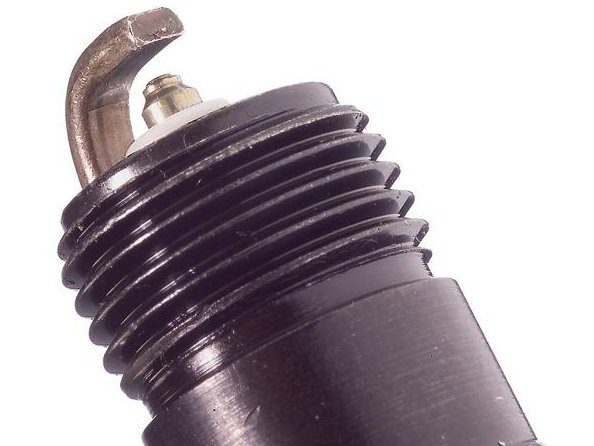 How to Buy Spark Plugs