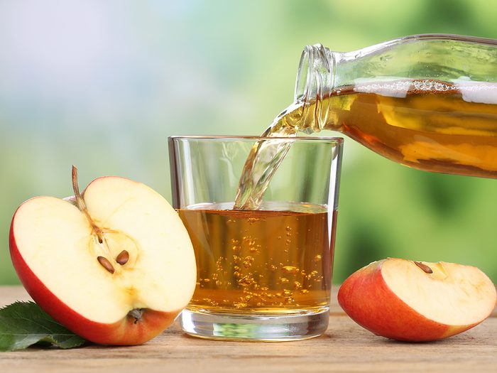 Apple benefits - apple juice