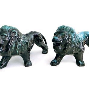 Blue Mountain Pottery lion figures