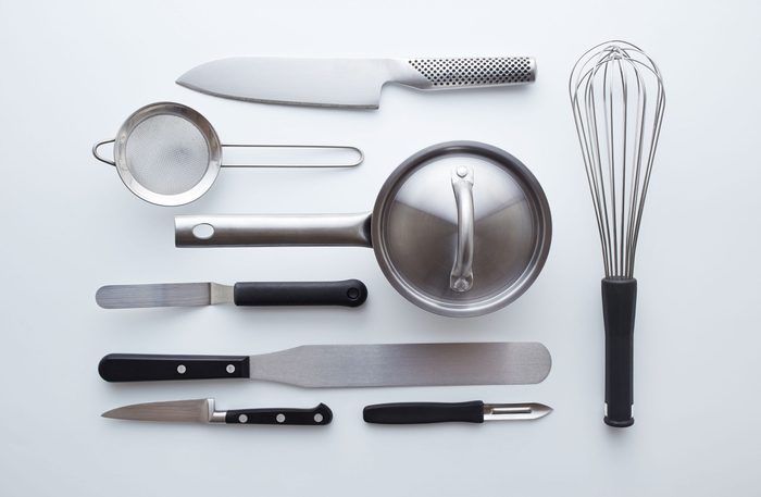 Kitchen utensils for Airbnb hosts
