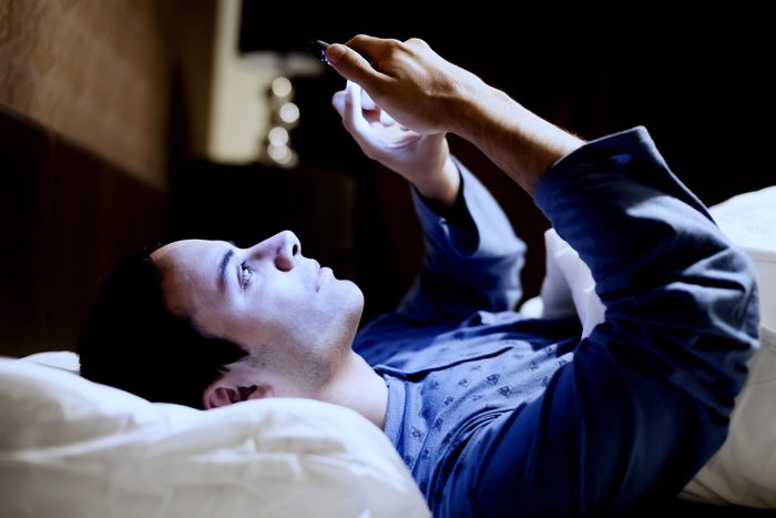 Not staring at screen will help you sleep better