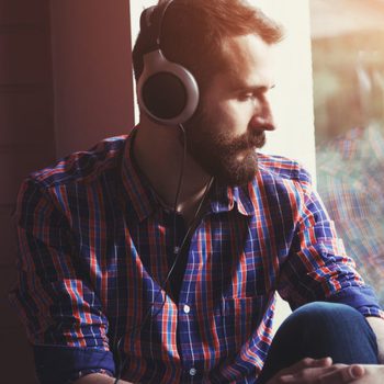 You can feel less busy by listening to music
