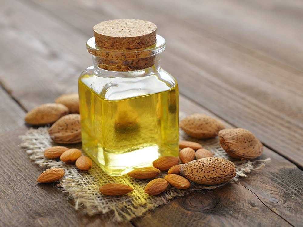 The Best Home Remedies for Dry Hair | Reader's Digest Canada