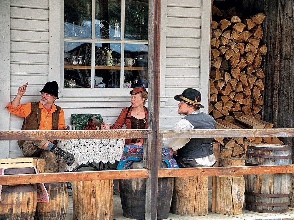 Staff in Barkerville dressed in old-fashioned clothing