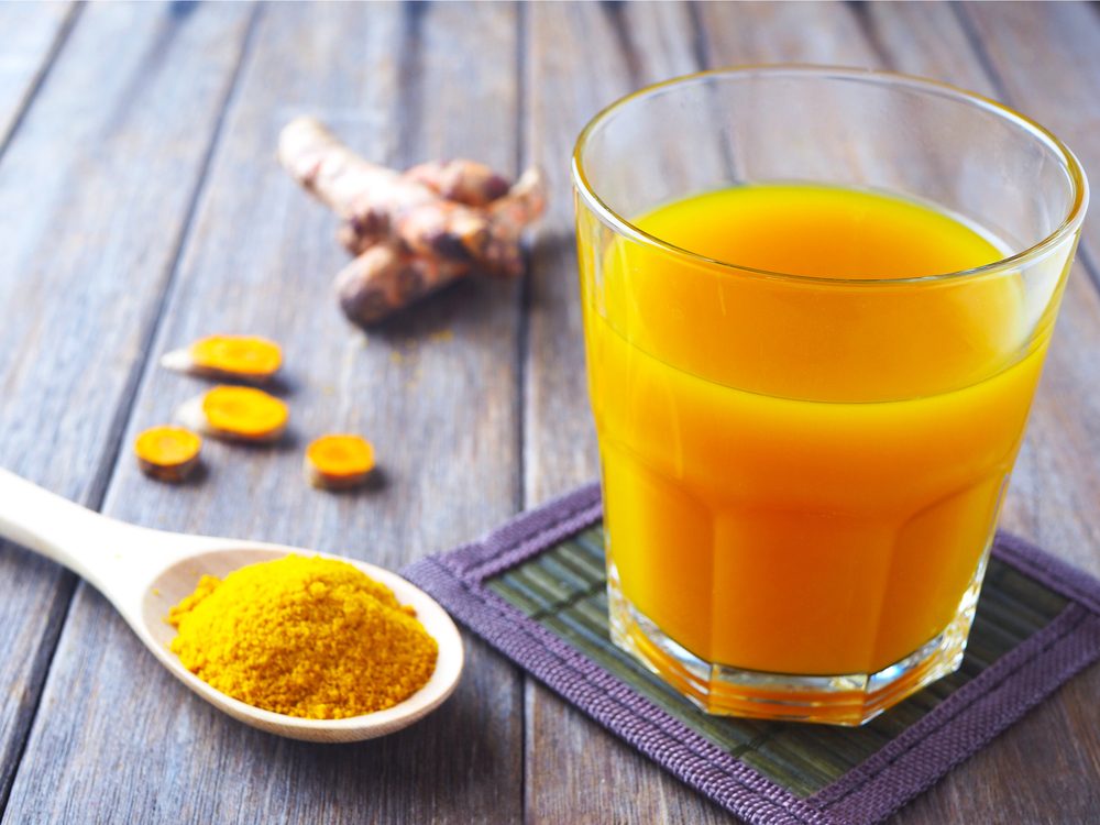 Turmeric and salt in water is a natural sore throat remedy.