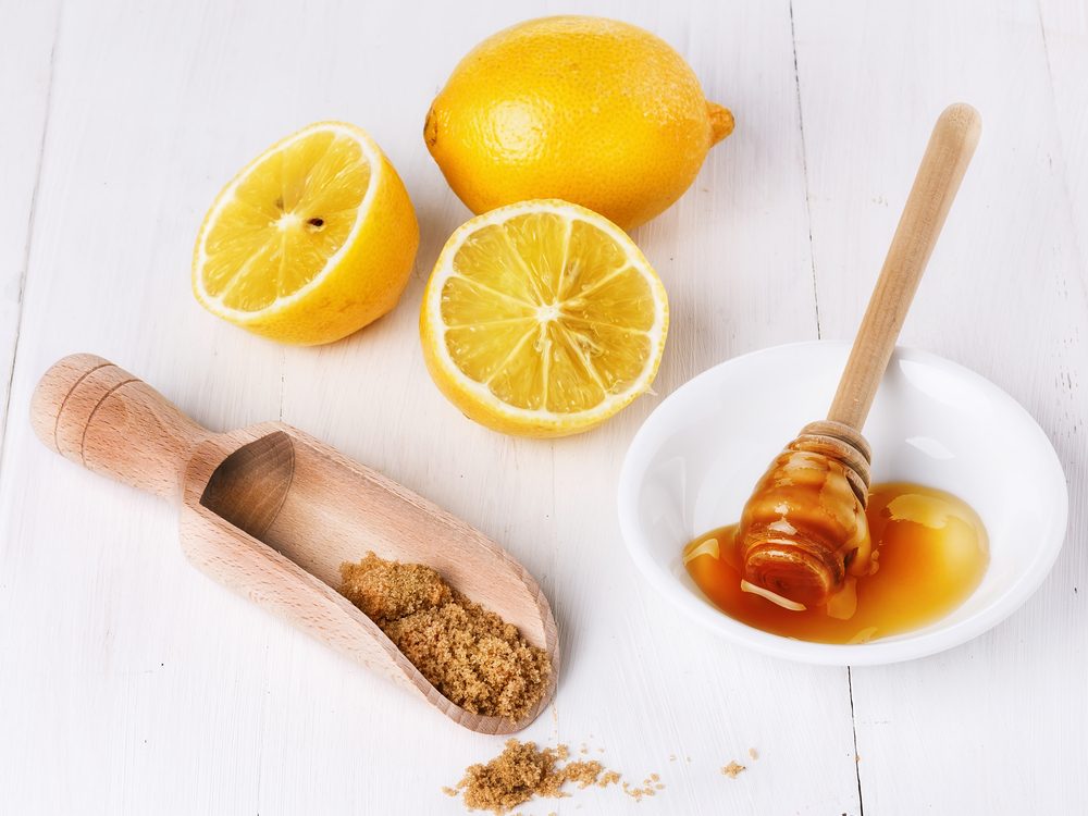 Brown sugar, honey, and lemon juice are a home remedy to treat blackheads