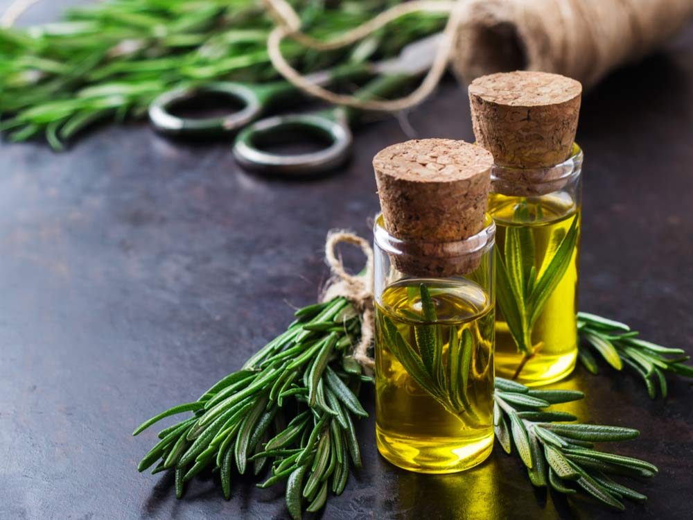 Natural Remedies For Hair Loss To Try At Home | Reader's Digest Canada