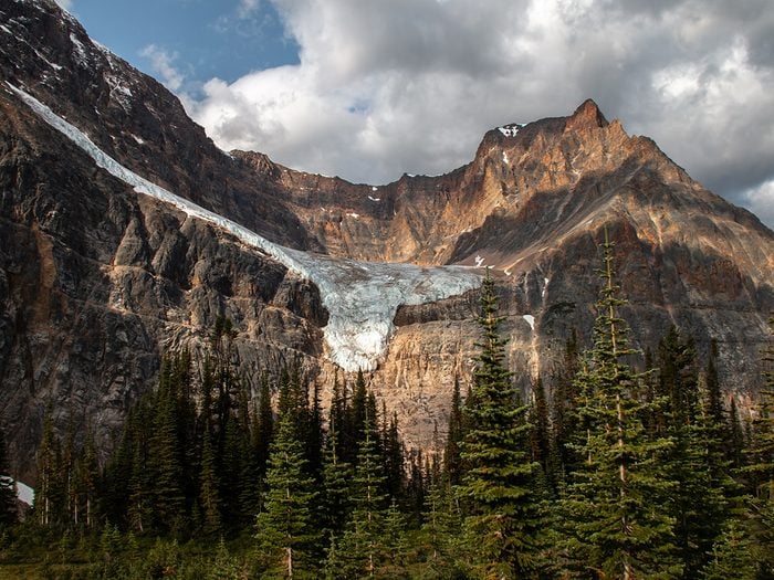 Canadian Rockies quiz - mountain with y-shaped glacier