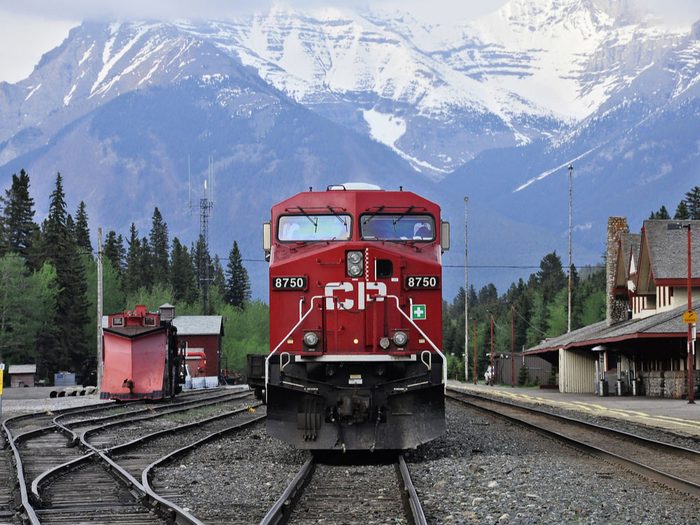train travel - Canadian Pacific Railway