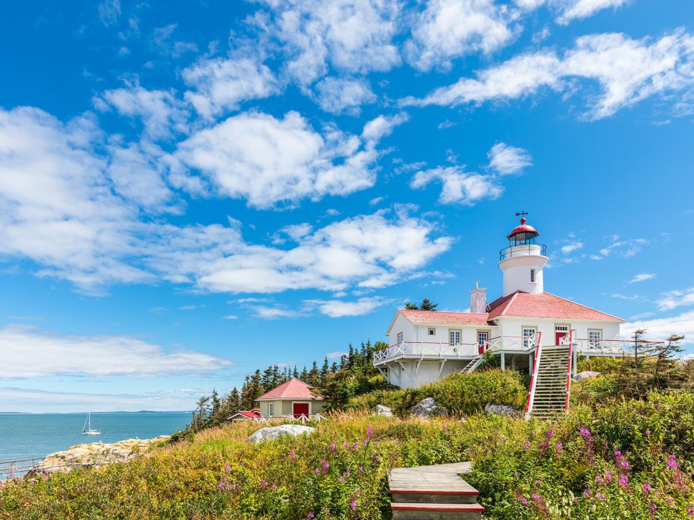 Stay at the Pot Eau Vie Lighthouse in Quebec