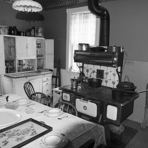 The kitchen stove during the Great Depression