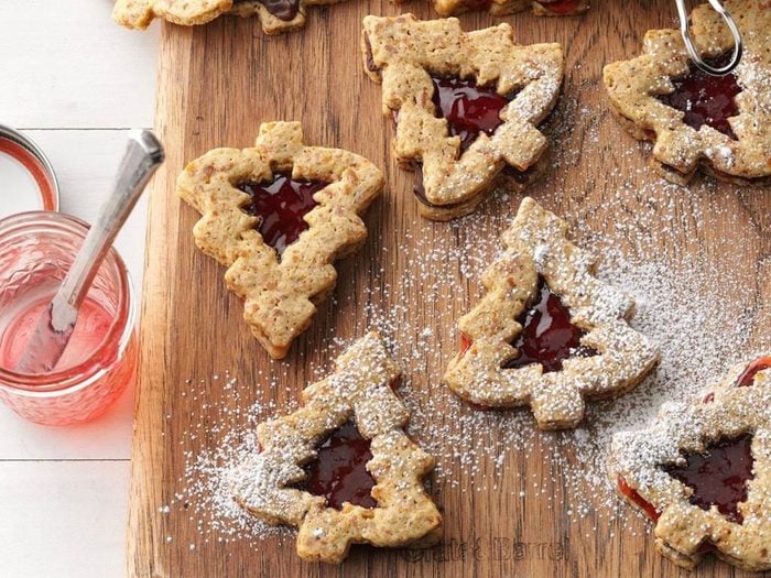 Christmas cookie recipes - Chocolate-strawberry pretzel cookies