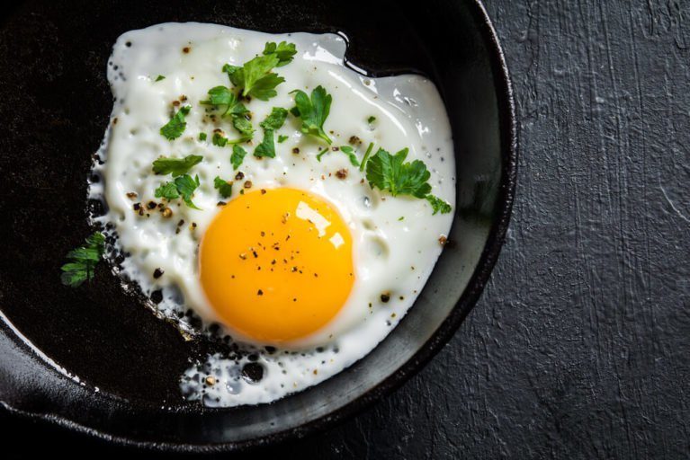 Eat an egg to avoid holiday weight gain