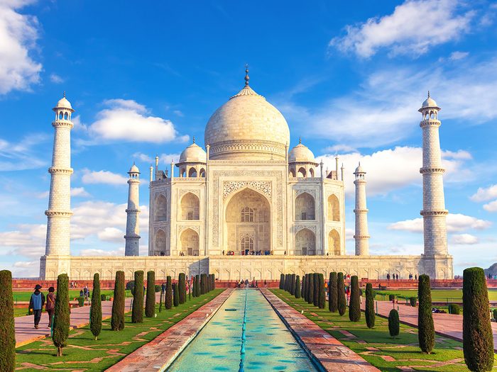 Travelling to India from Canada - Taj Mahal