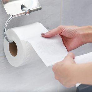 Best position to poop - Toilet paper