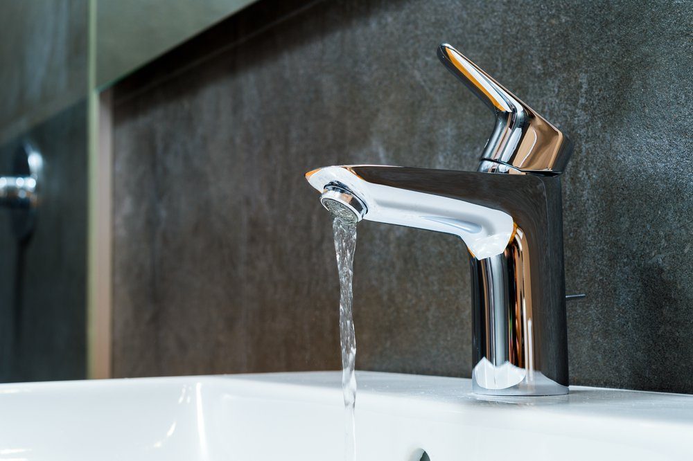 items dirtier than a toilet seat - Open chrome faucet washbasin
