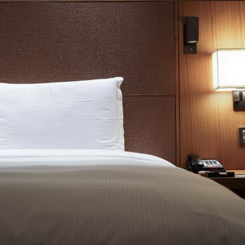 10 Red Flags You’re About to Stay at a Bad Hotel