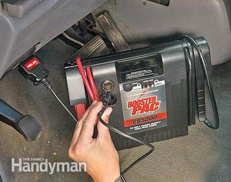 How to maintain computer memory when changing a car battery