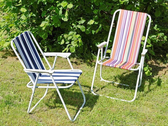 Uses for bleach - clean folding lawn chairs