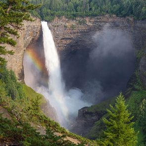 canada waterfall - Helmcken Falls
