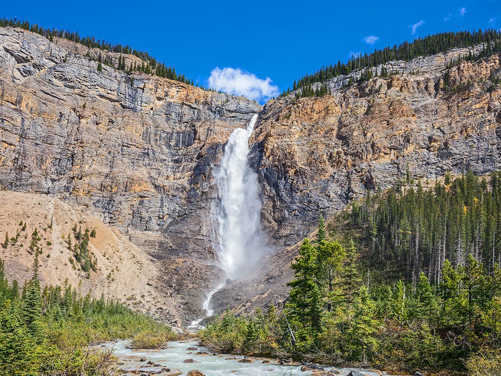 Waterfalls in Canada - Takakkaw Falls