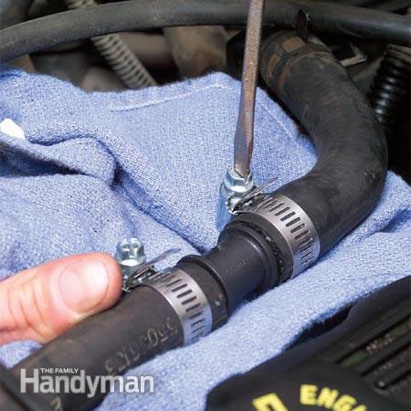 Heater hose repair - tighten clamps