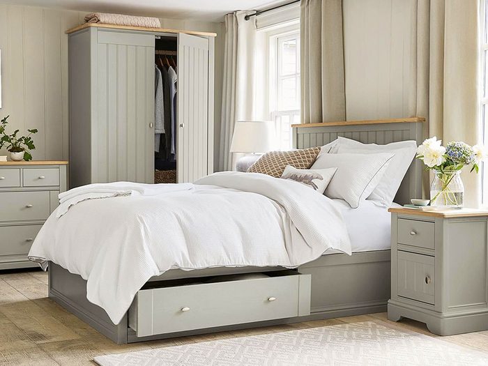 Mattress buying guide - pretty bedroom