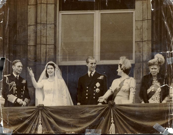 Royal Wedding Balcony Group The Wedding Of Princess Elizabeth (queen Elizabeth Ii) And Prince Philip (duke Of Edinburgh) In 20 November 1947 L-r The King George Vi Princess Elizabeth (queen Elizabeth Ii) Prince Philip (duke Of Edinburgh) The Queen (q