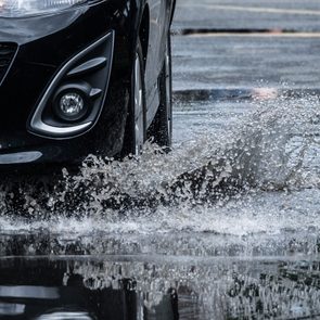 Driving in the rain - avoid puddles