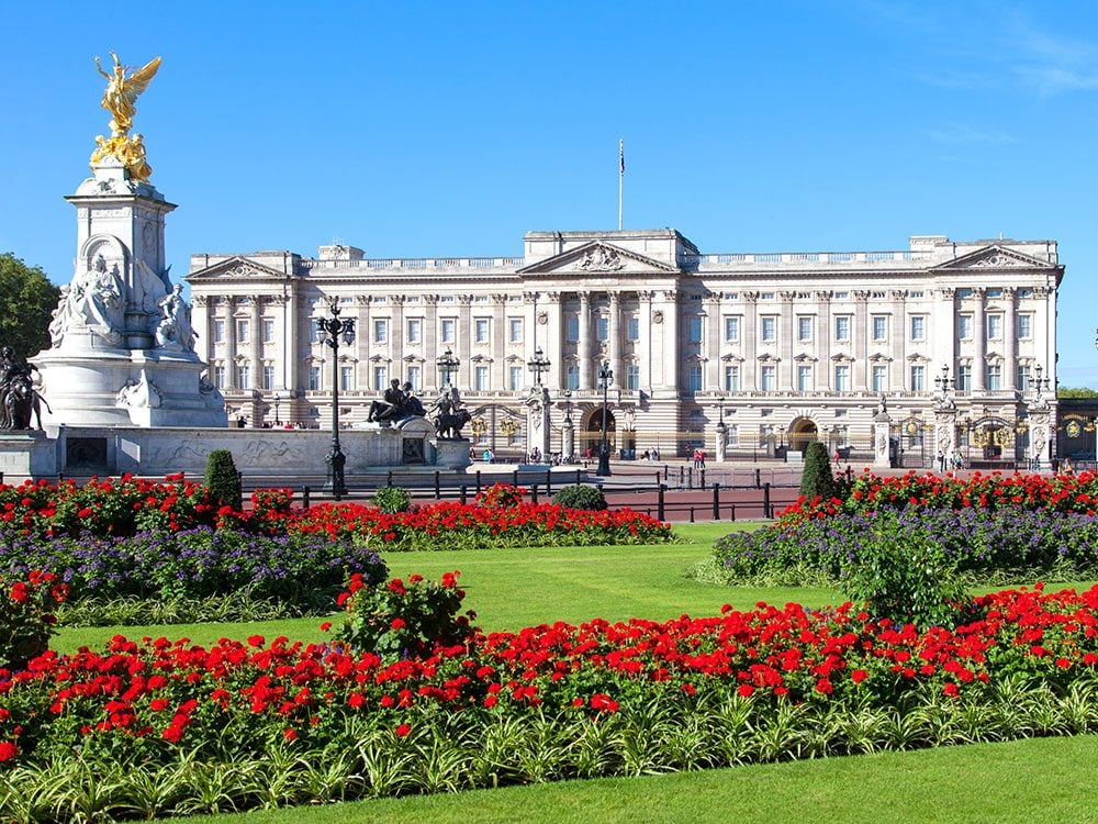 London attractions - Buckingham Palace