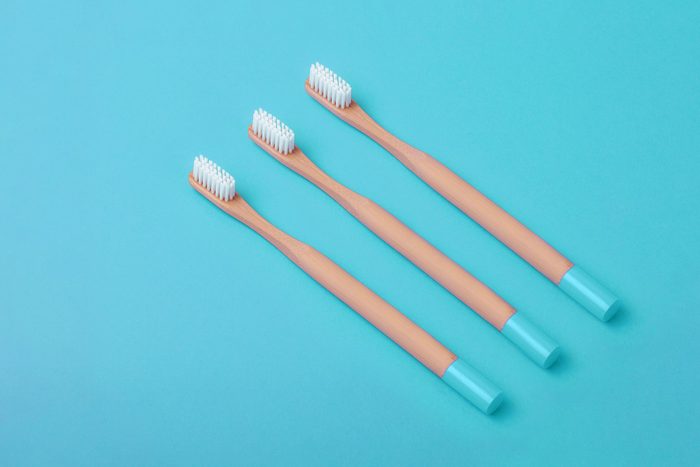 how to improve your memory every day - toothbrushes