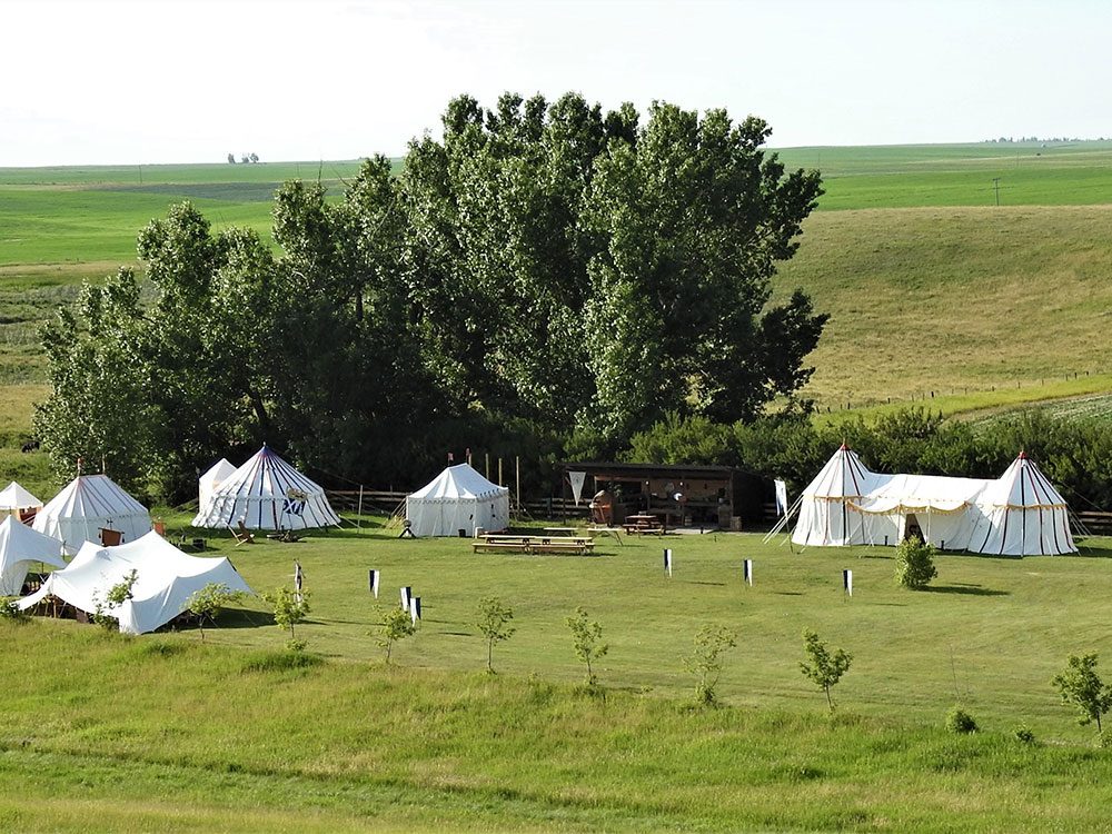 Canadian attractions - Medieval glamping